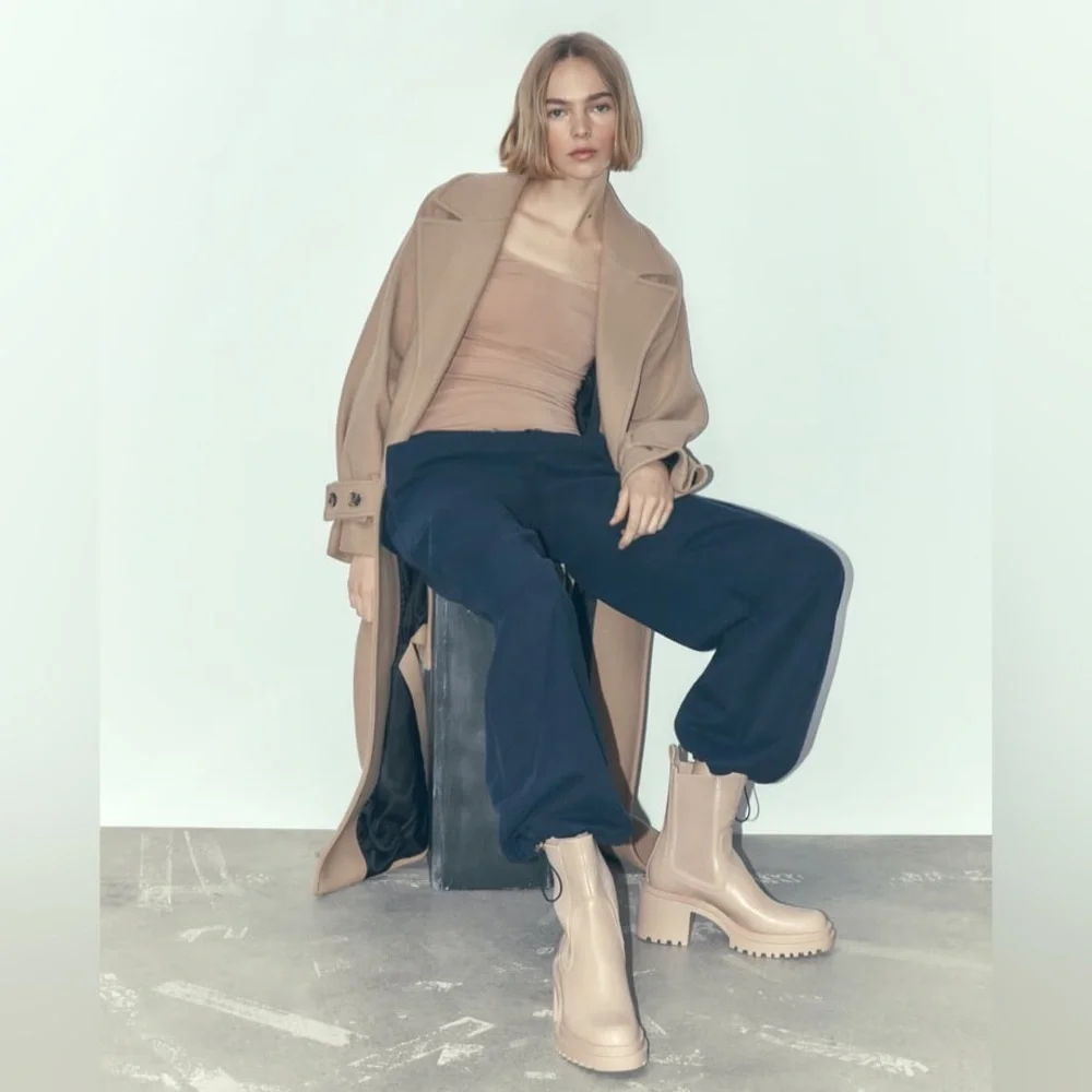 Zara Off White Heeled Boots with Lug Soles - Picture 7 of 11